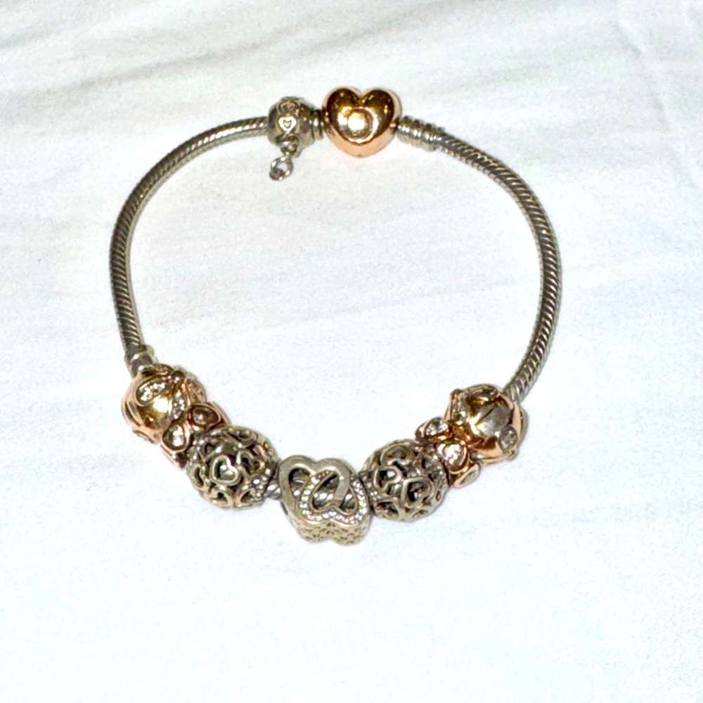 PANDORA 7.1 inch 2 tone silver heart clasp charm bracelet - Picture 1 of 11